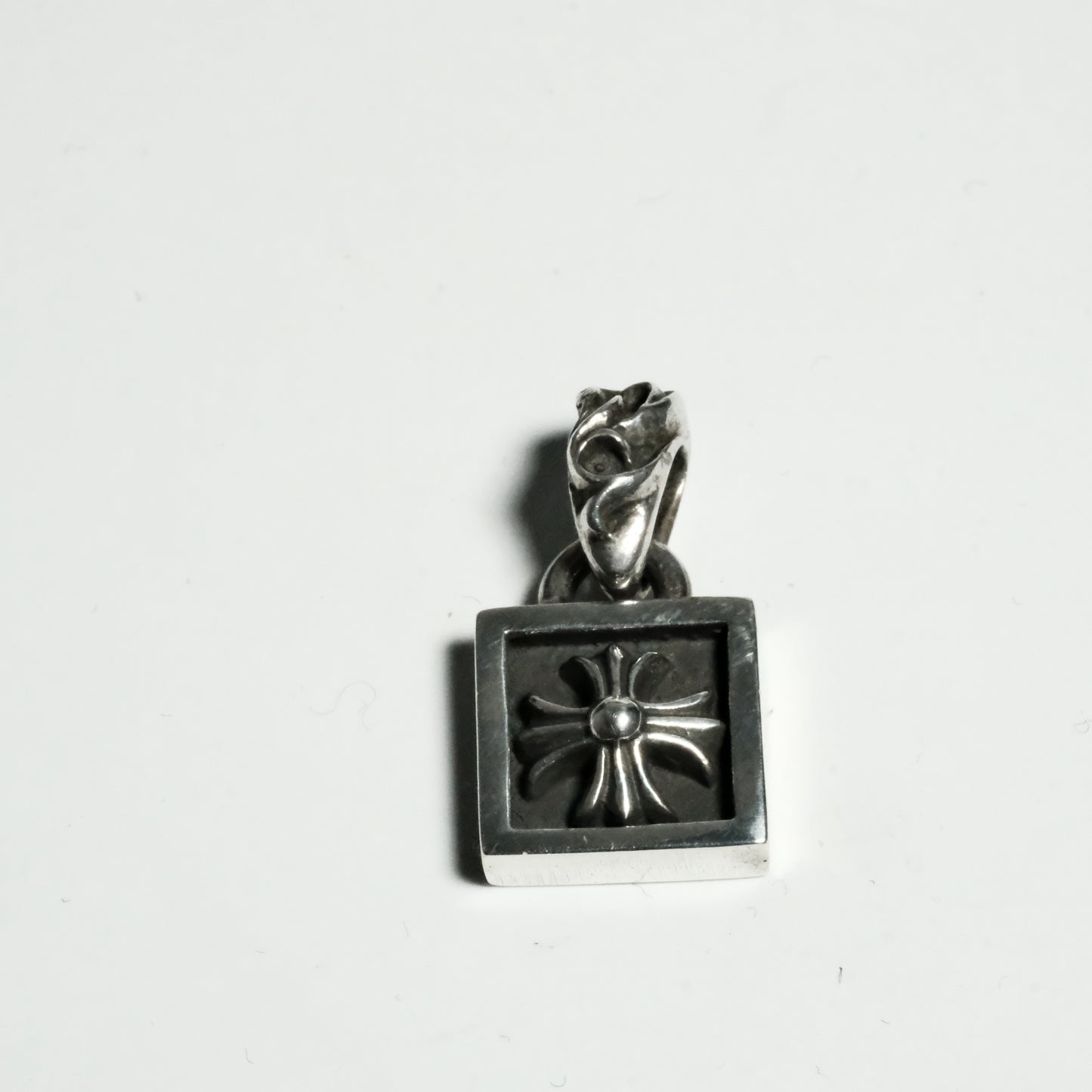 Chrome Hearts Framed Plus pendant