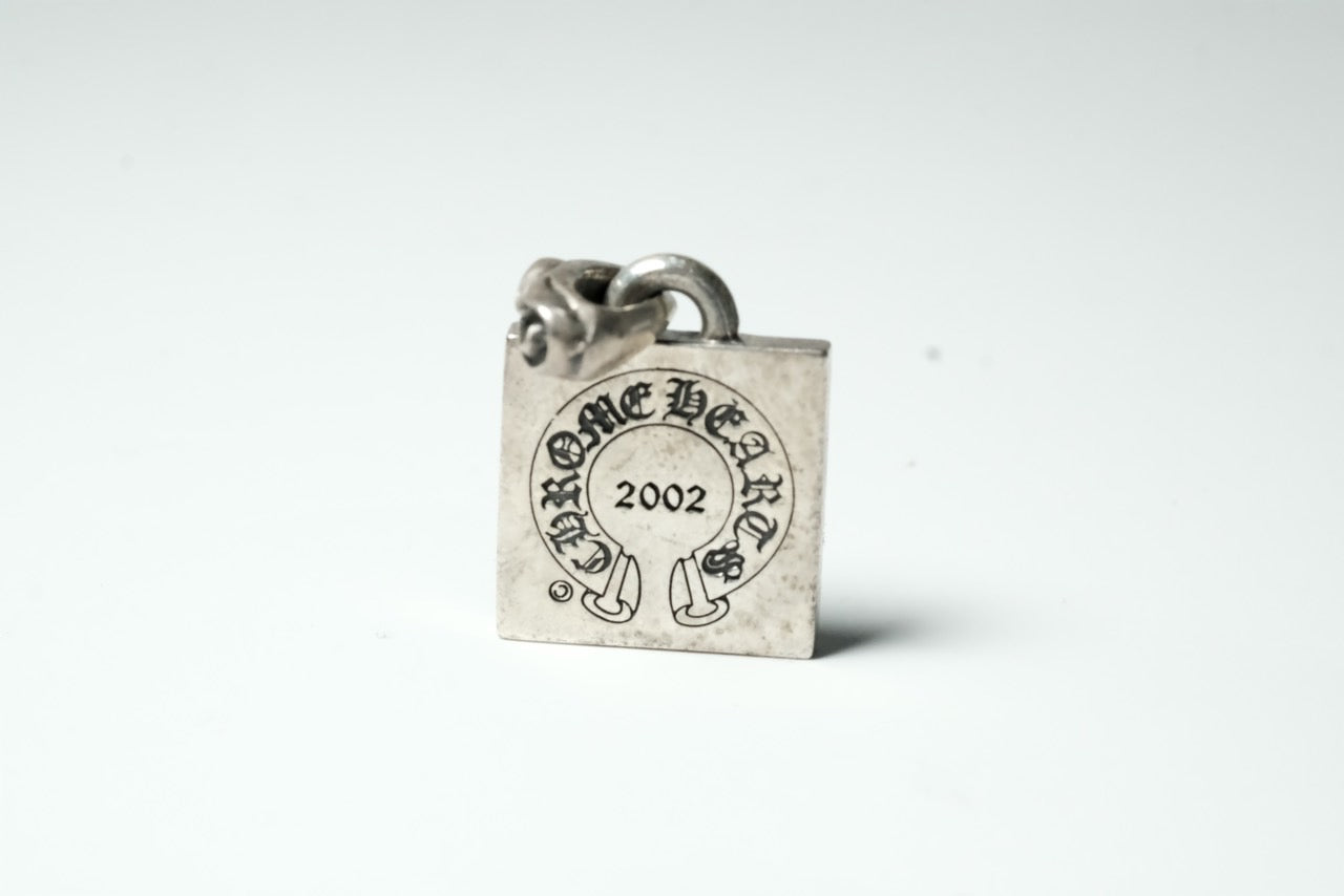 Chrome Hearts FRAMED LETTER Y pendant