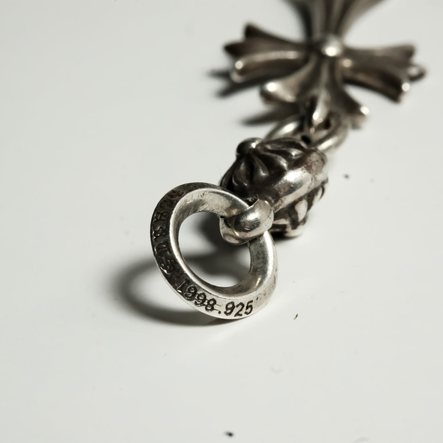 Chrome Hearts 1B TNY CH CRS/ 1 BALL TINY CROSS pendant