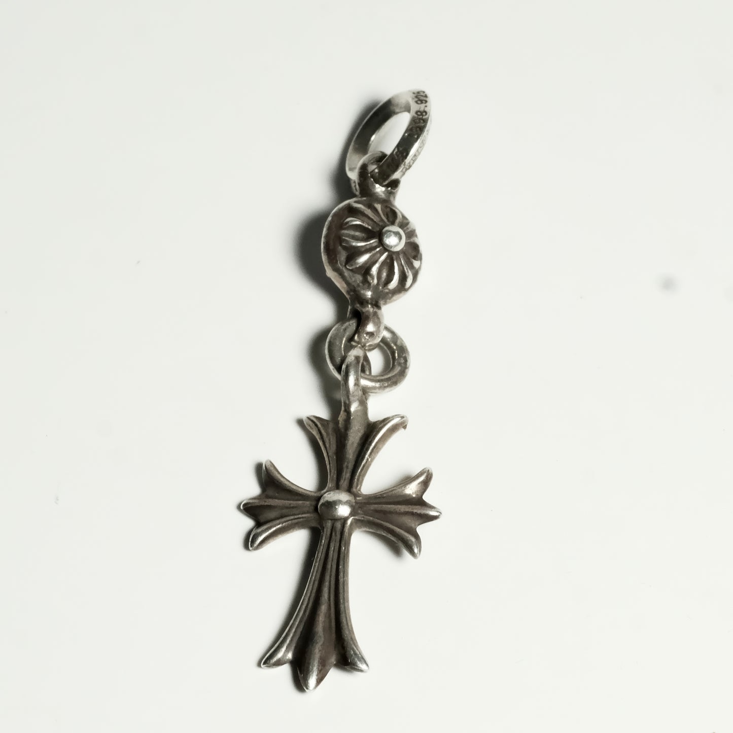 Chrome Hearts 1B TNY CH CRS/ 1 BALL TINY CROSS pendant