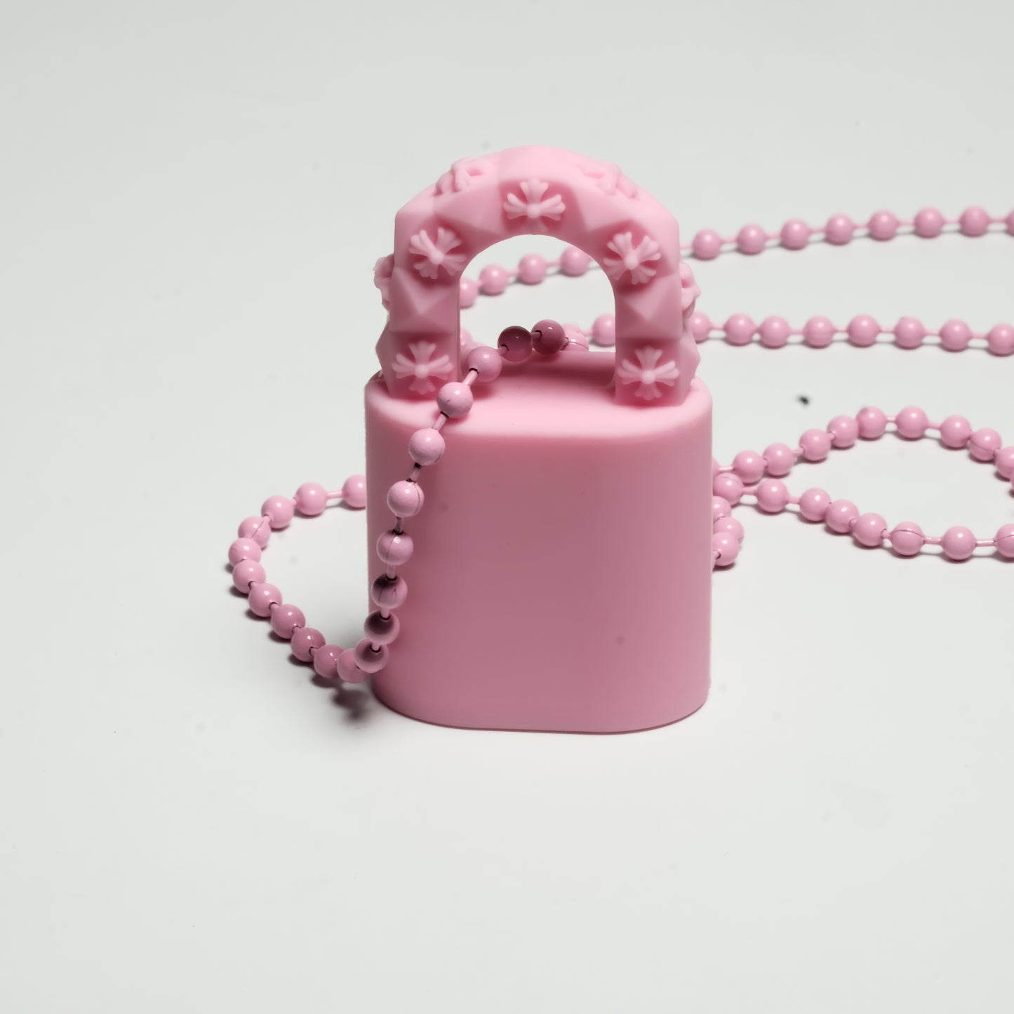 Chrome Hearts FLEURKERNEE PADLOCK SILICHROME