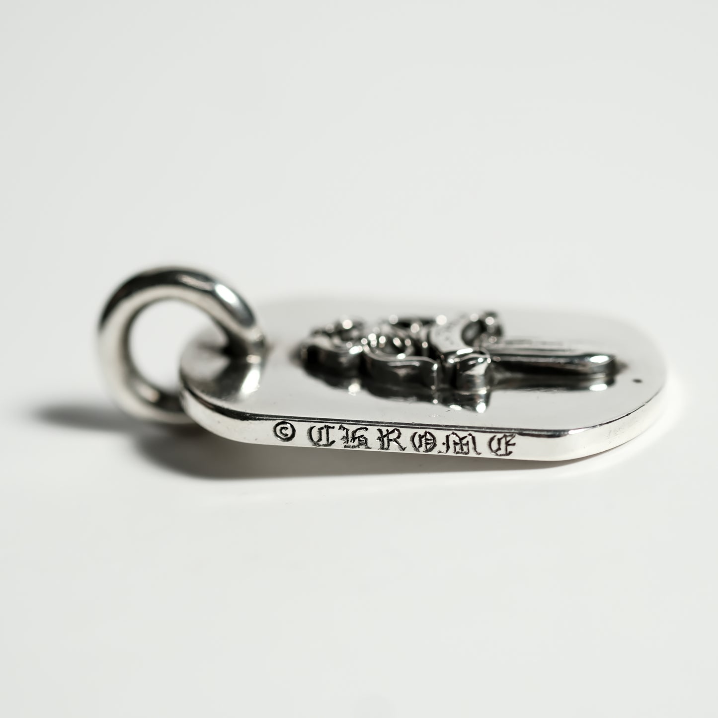 Chrome Hearts DAGGER RAISED DOGTAG ペンダント