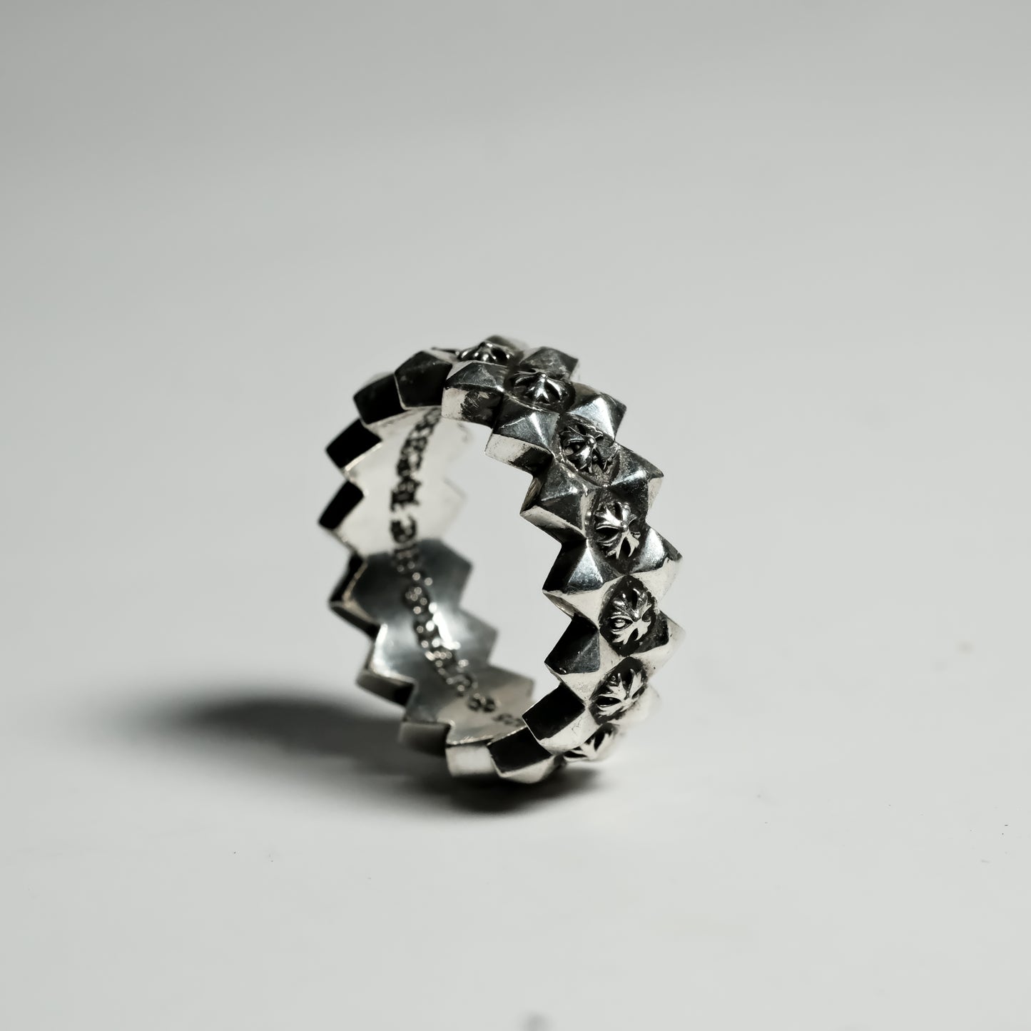 Chrome Hearts PYRAMID DOUBLE PLUS ring