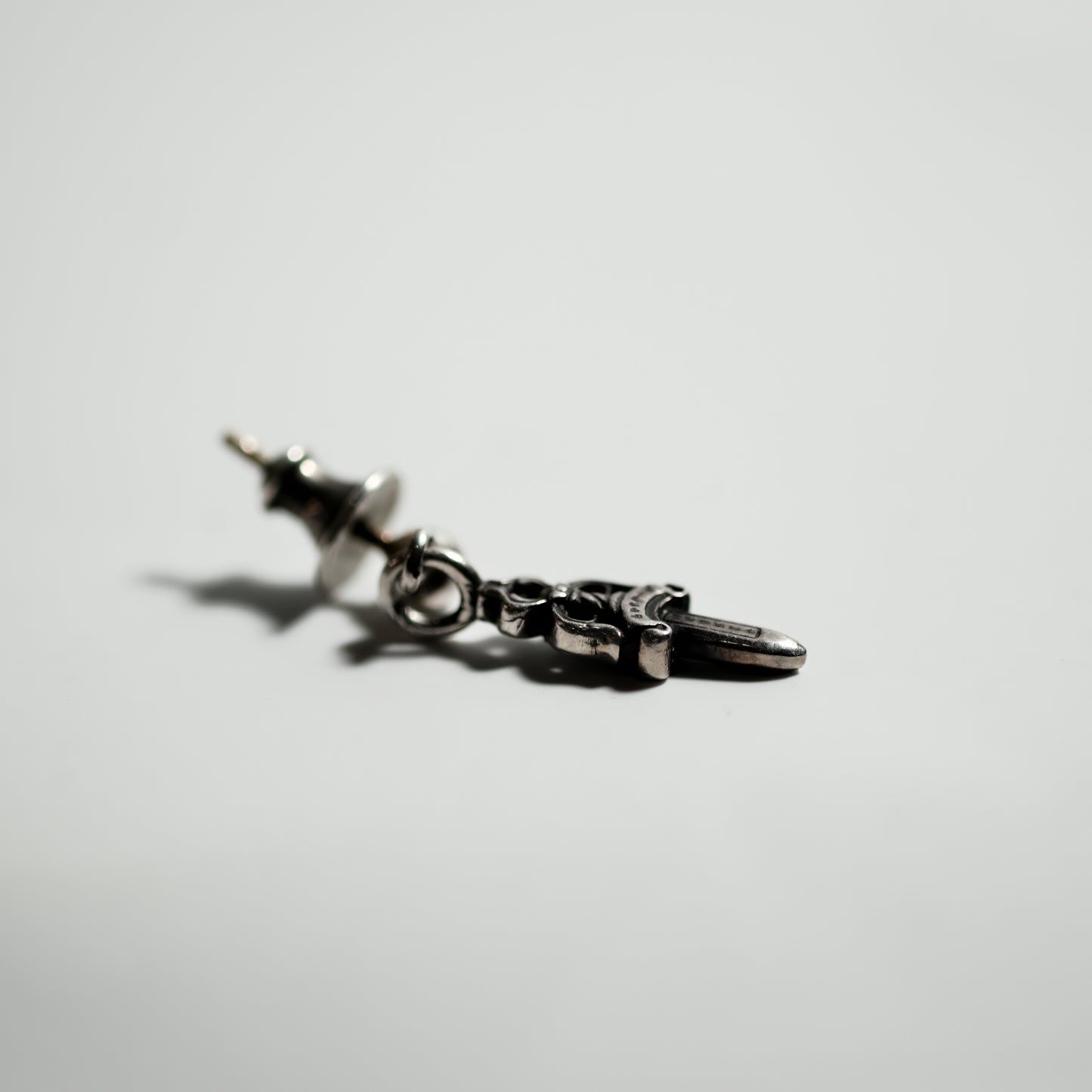 Chrome Hearts DROP STACK DAGGER/ DRP STCK DGGR earring