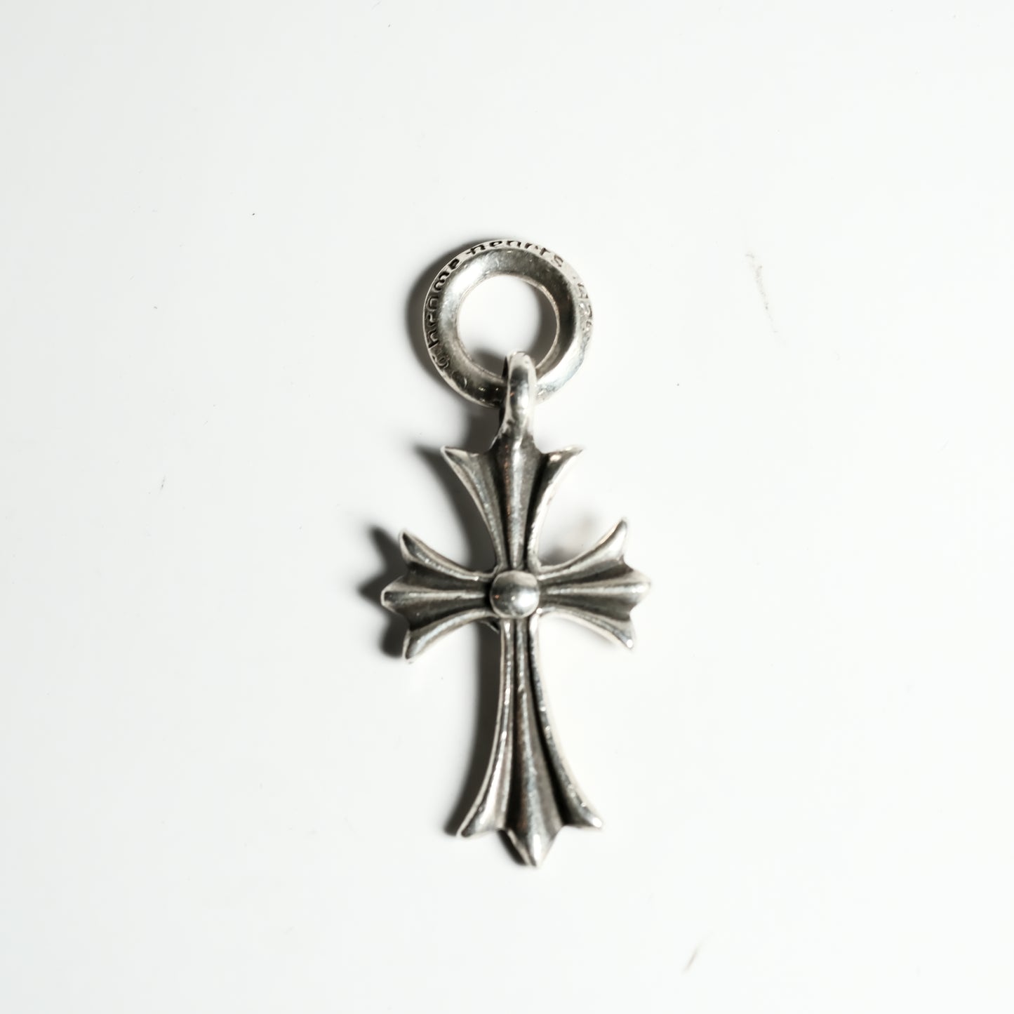 Chrome Hearts TINY CROSS pendant