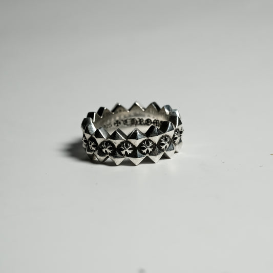 Chrome Hearts PYRAMID DOUBLE PLUS リング