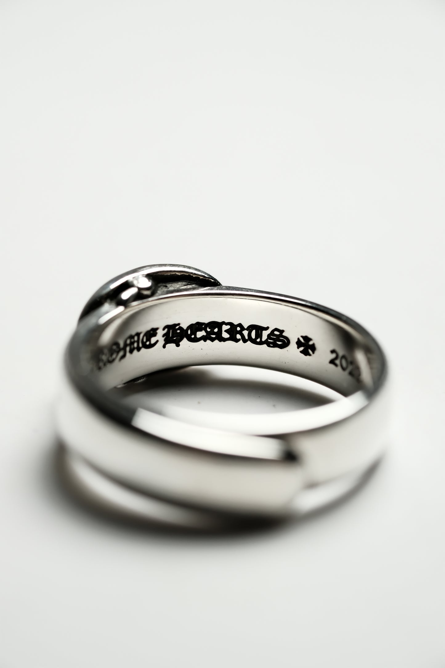 Chrome Hearts BELTED OVAL ring