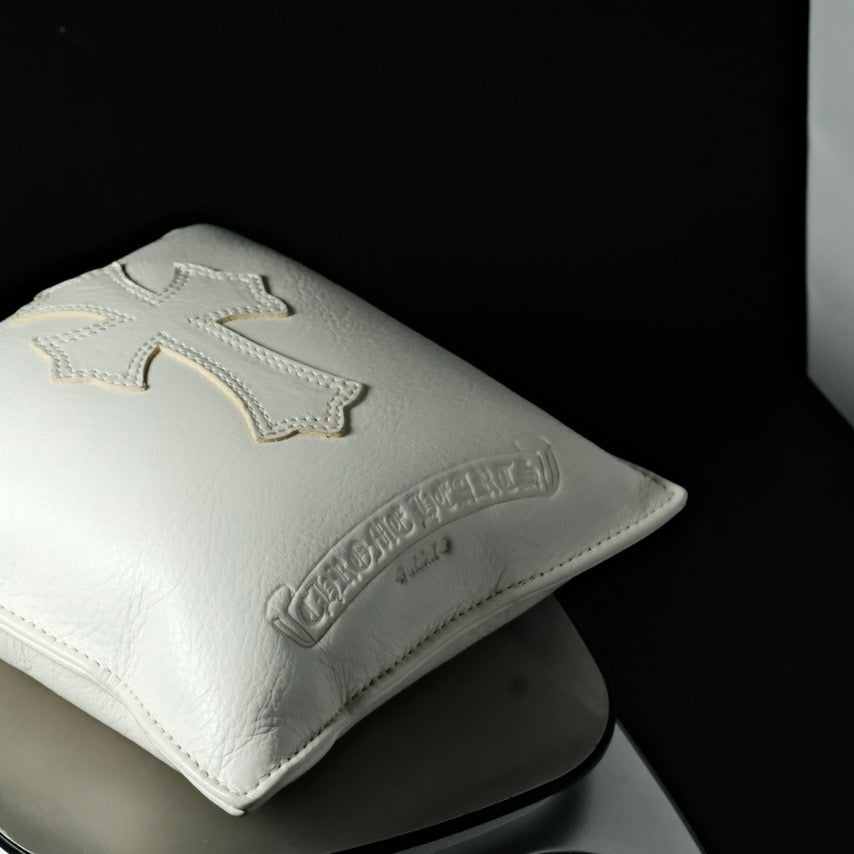 Chrome Hearts レザーピロー CHクロスパッチ